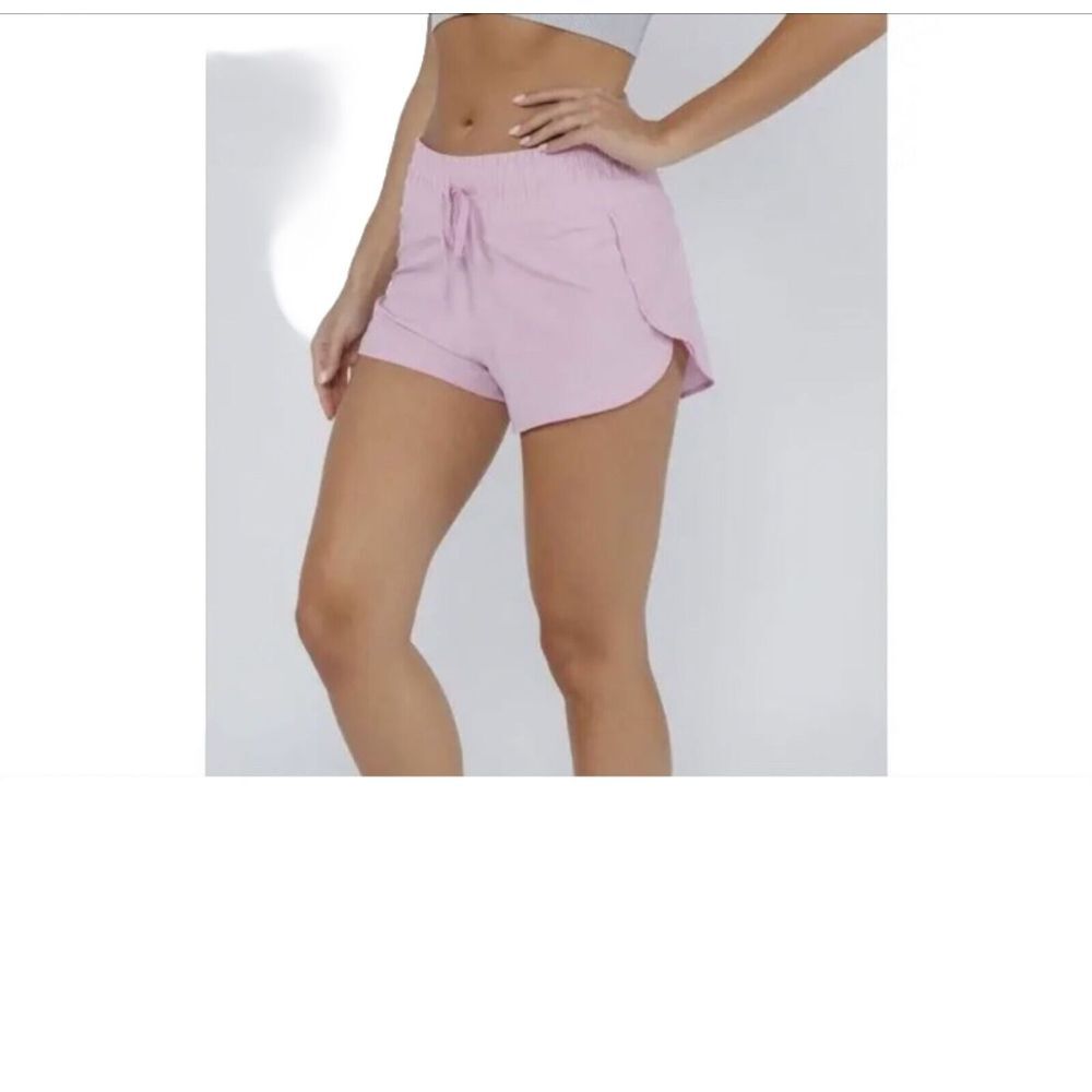 90 Degree by Reflex Women's Pink Lavender Running Short with Built-In Briefs‎ L